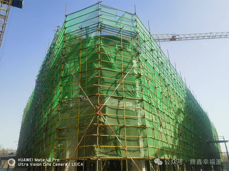 【鼎鑫·幸福滙】1月工程進(jìn)度播報(bào)—2025首月奮進(jìn)，6號(hào)樓封頂大吉！